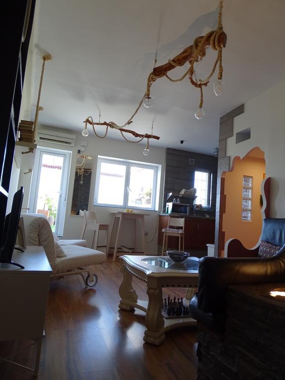Apartmán Atico77 Caces Exteriér fotografie