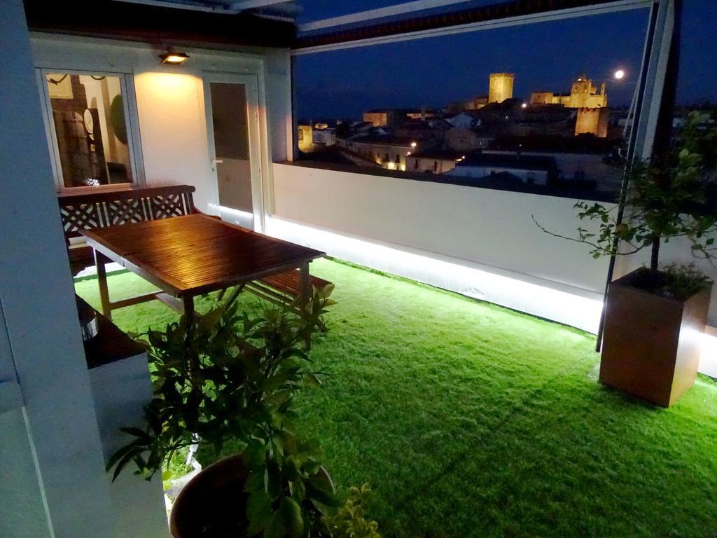 Apartmán Atico77 Caces Exteriér fotografie